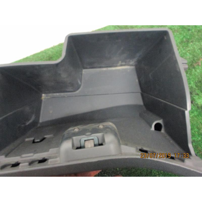 Porte boite a gants FORD FIESTA VI d’occasion