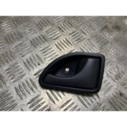 Poignee interieur avant droit RENAULT KANGOO 1 PHASE 2 d’occasion