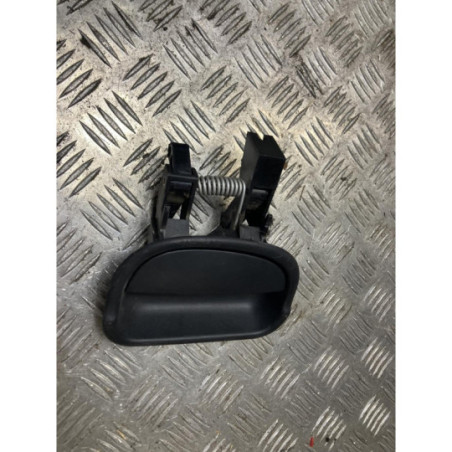 Poignee porte laterale gauche RENAULT KANGOO 1 PHASE 2 d’occasion