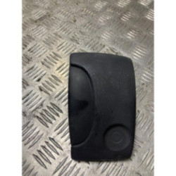 Poignee porte coffre droit RENAULT KANGOO 1 PHASE 2 d’occasion