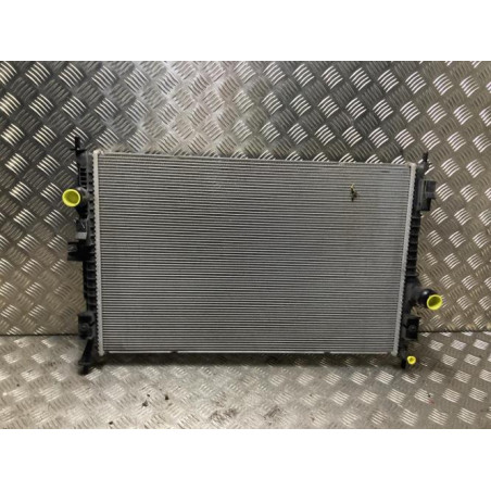 Radiateur eau PEUGEOT 5008 2 PHASE 2 d’occasion