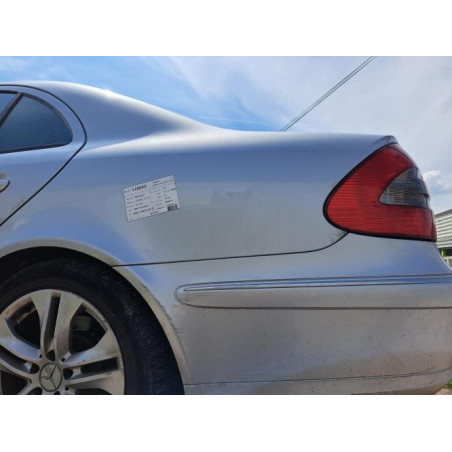 Optique avant principal droit (feux)(phare) MERCEDES CLASSE E 211 PHASE 1 d’occasion