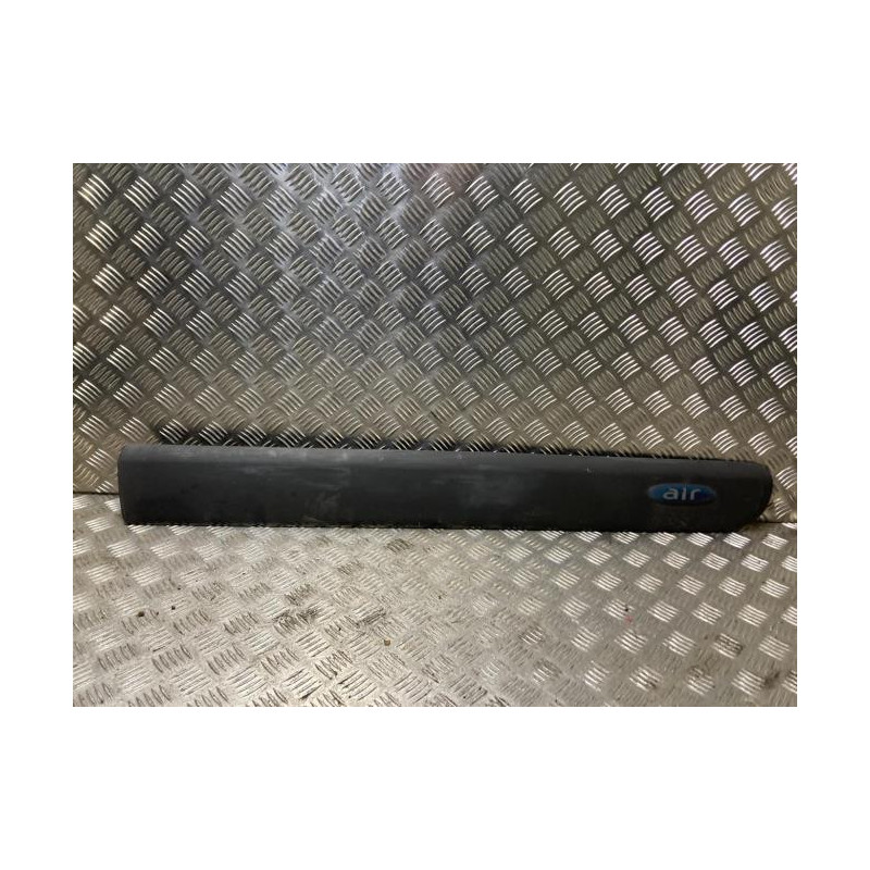 Baguette de porte avant droite RENAULT KANGOO 1 PHASE 2 d’occasion