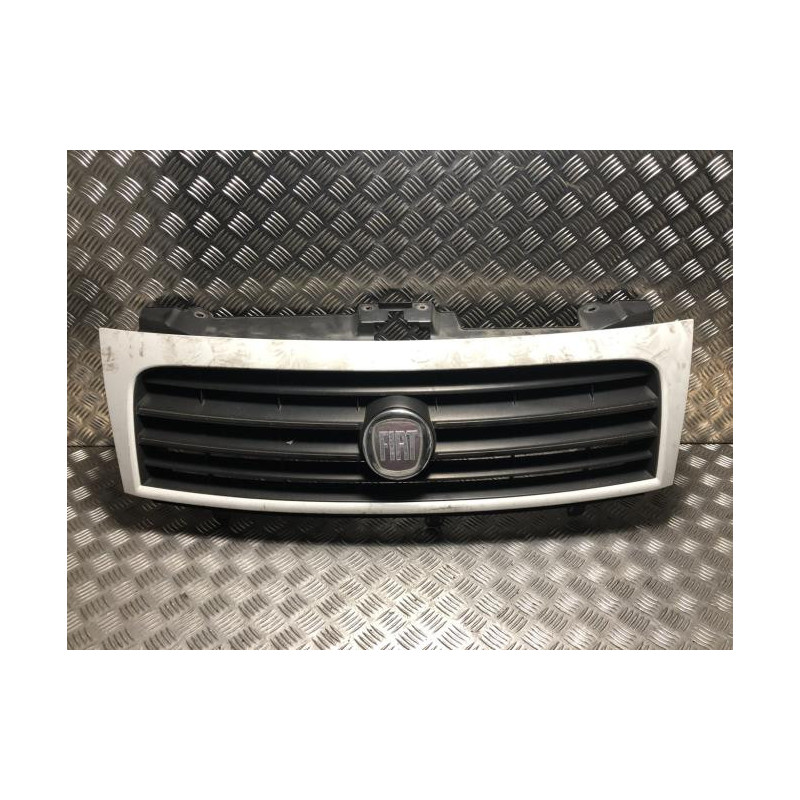 Calandre FIAT SCUDO 2 d’occasion