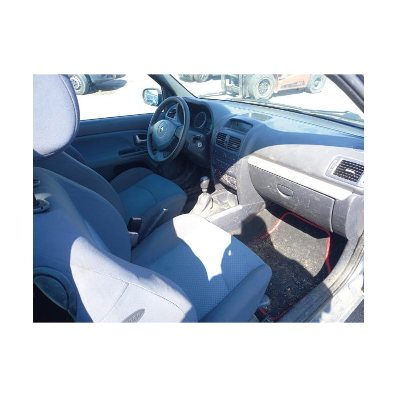 Interrupteur de leve vitre avant droit RENAULT CLIO 2 PHASE 2 d’occasion