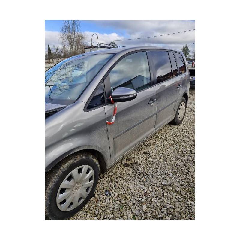 Platine feu arriere droit VOLKSWAGEN TOURAN 1 PHASE 2 d’occasion