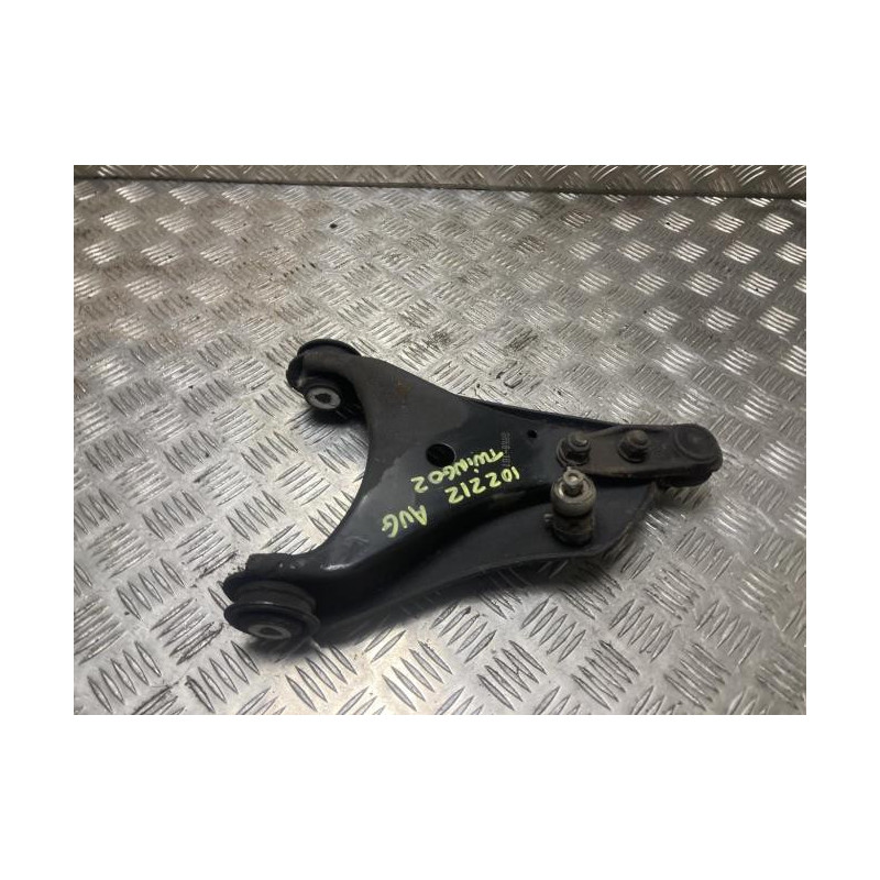 Triangle avant gauche RENAULT TWINGO 2 PHASE 2 d’occasion