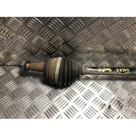 Cardan droit (transmission) PEUGEOT 5008 2 PHASE 2 d’occasion