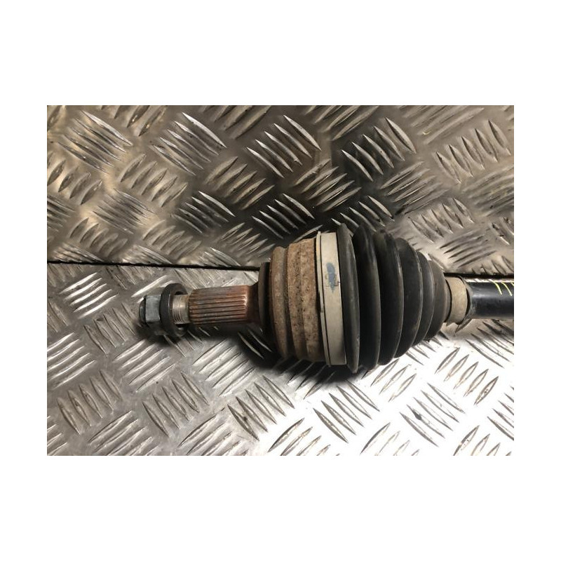 Cardan gauche (transmission) PEUGEOT 5008 2 PHASE 2 d’occasion