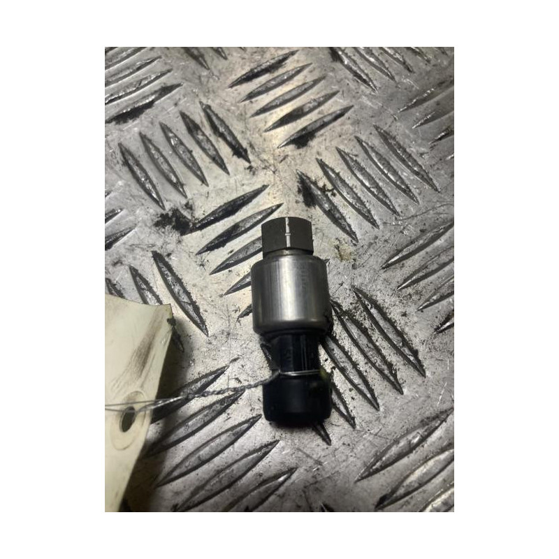 Pressostat de climatisation RENAULT TWINGO 2 PHASE 2 d’occasion