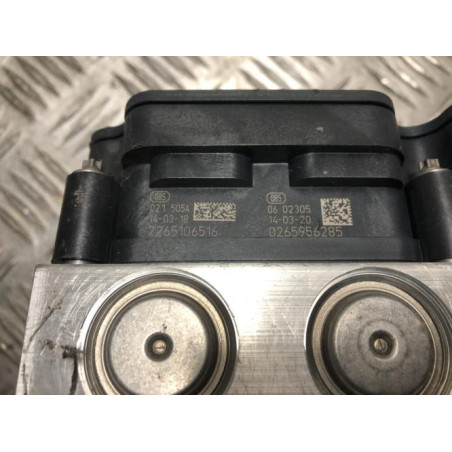 Bloc ABS (freins anti-blocage) RENAULT CAPTUR 1 PHASE 1 d’occasion