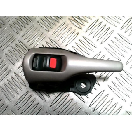 Poignee interieur arriere gauche TOYOTA URBAN CRUISER d’occasion