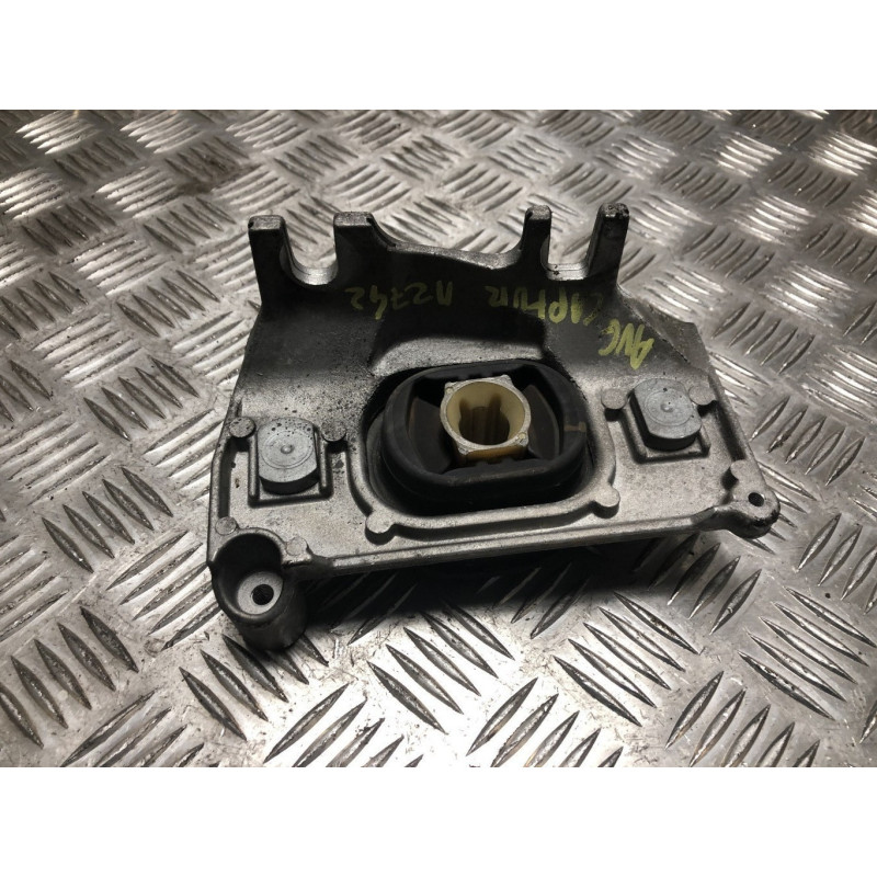 Support moteur gauche RENAULT CAPTUR 1 PHASE 1 d’occasion