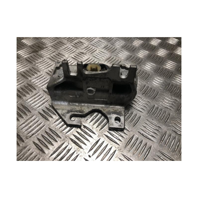 Support moteur gauche RENAULT CAPTUR 1 PHASE 1 d’occasion