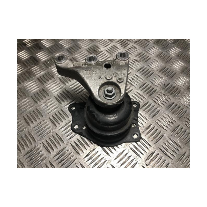 Support moteur droit VOLKSWAGEN POLO 5 PHASE 1 d’occasion