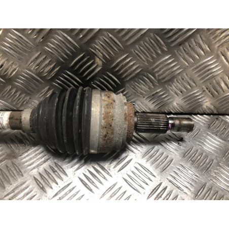 Cardan gauche (transmission) RENAULT SCENIC 3 PHASE 1 d’occasion