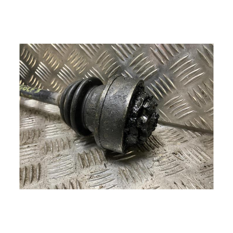 Cardan gauche (transmission) VOLKSWAGEN GOLF 3 d’occasion
