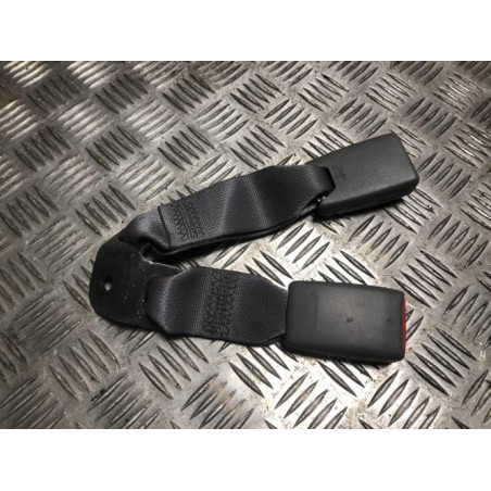 Attache ceinture arriere droit HONDA CIVIC 8 PHASE 2 d’occasion