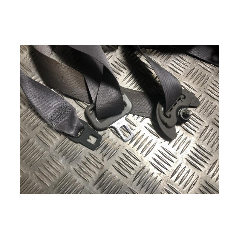 Ceinture avant droit HONDA CIVIC 8 PHASE 2 d’occasion