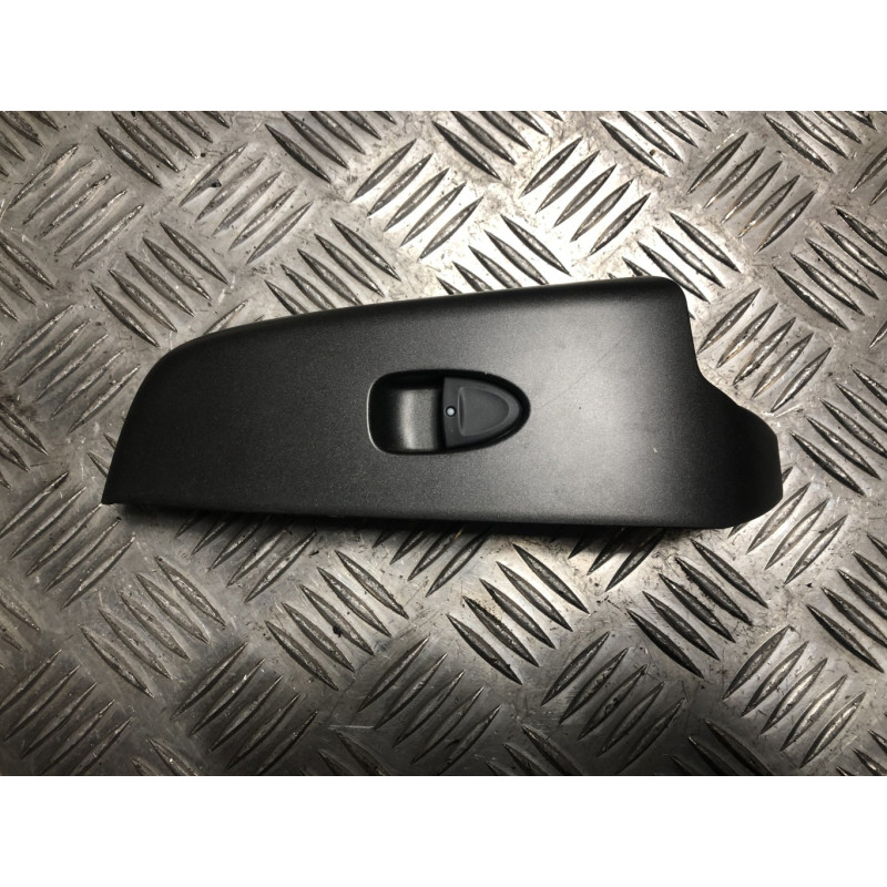 Interrupteur de leve vitre arriere gauche HONDA CIVIC 8 PHASE 2 d’occasion