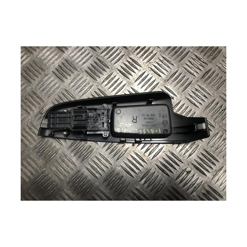 Interrupteur de leve vitre avant droit HONDA CIVIC 8 PHASE 2 d’occasion