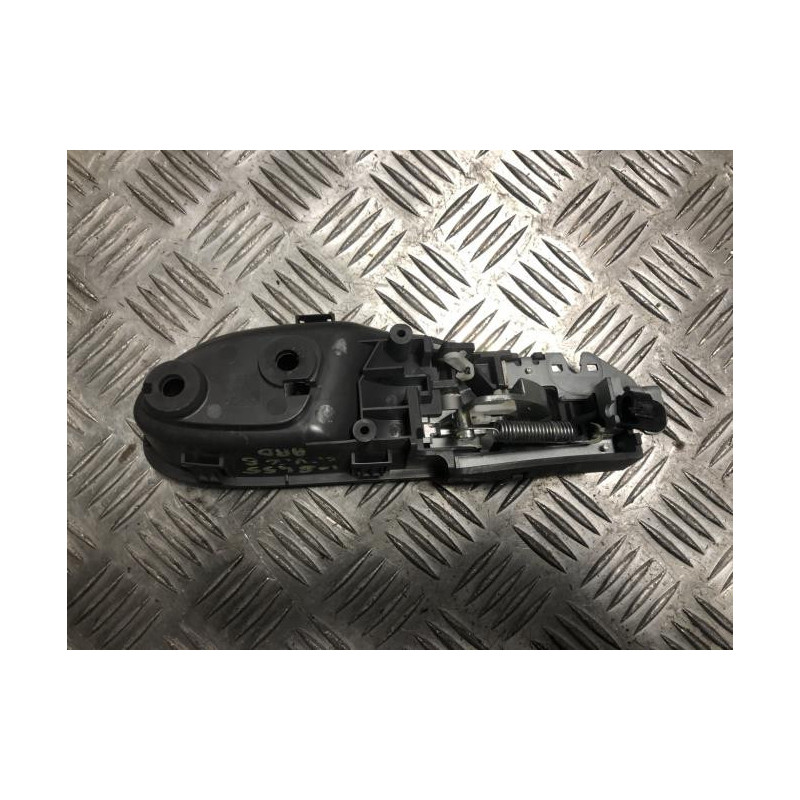 Poignee interieur arriere droit HONDA CIVIC 8 PHASE 2 d’occasion