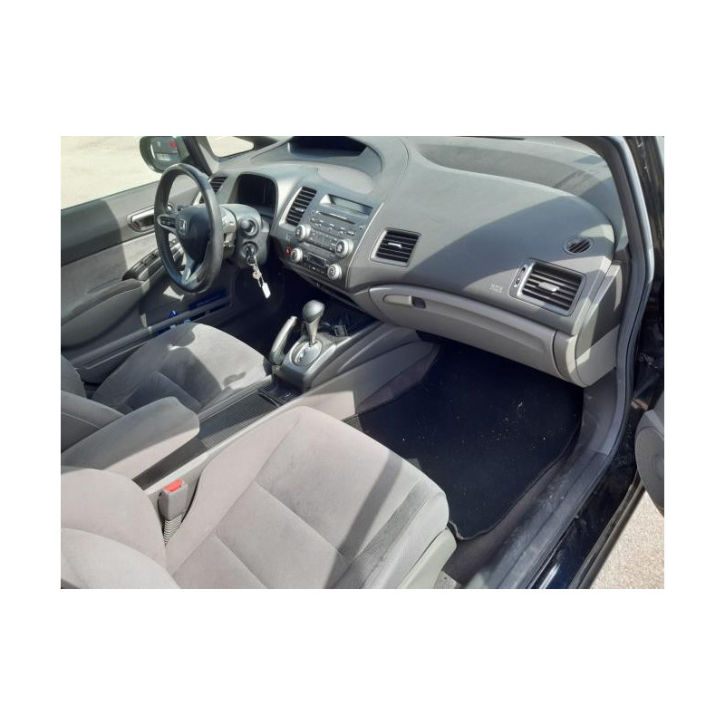 Poignee interieur arriere droit HONDA CIVIC 8 PHASE 2 d’occasion