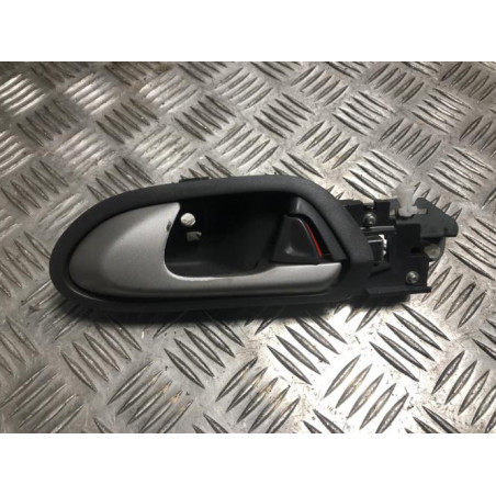 Poignee interieur arriere gauche HONDA CIVIC 8 PHASE 2 d’occasion