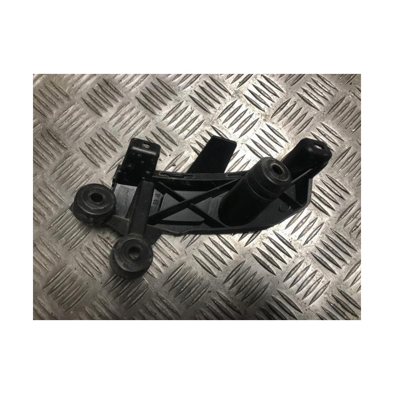 Support de pare chocs arriere CITROEN C3 3 PHASE 2 d’occasion