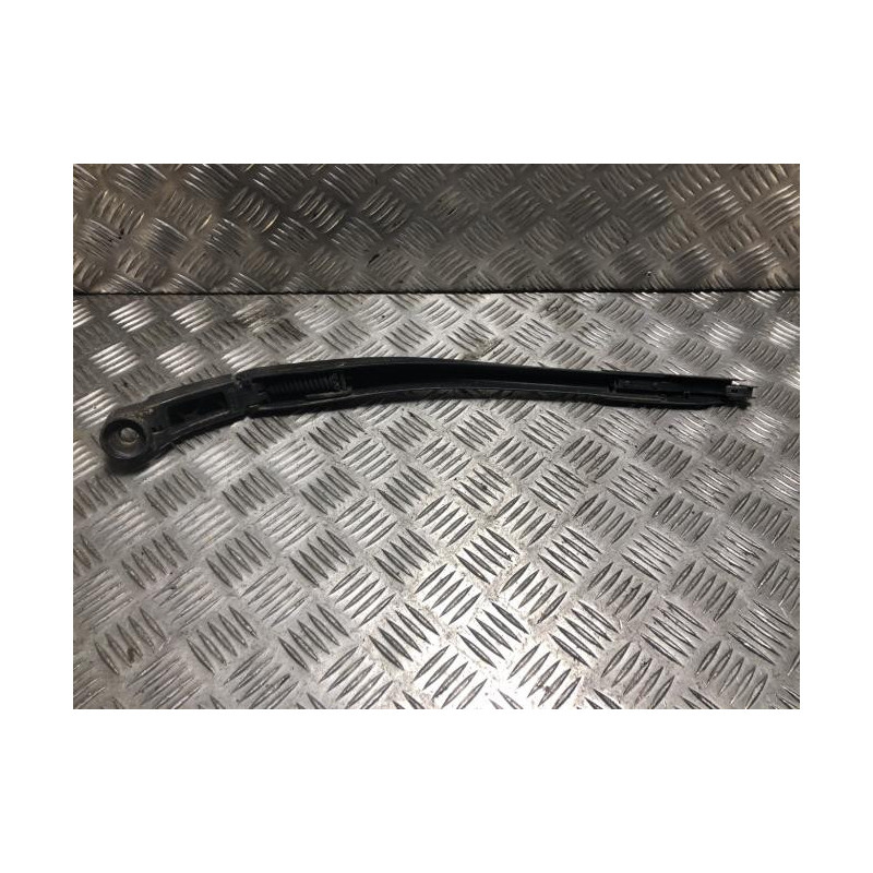 Bras essuie glace avant droit HONDA CIVIC 8 PHASE 2 d’occasion