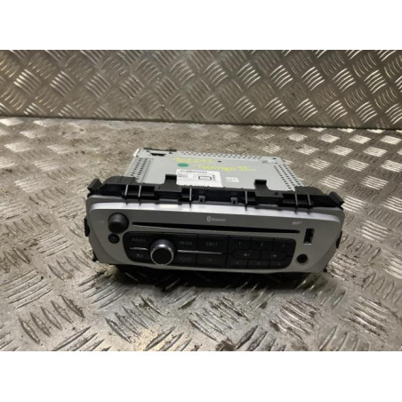 Autoradio d'origine RENAULT TWINGO 2 PHASE 2 d’occasion