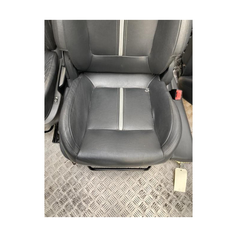 Interieur complet PEUGEOT 3008 1 PHASE 1 d’occasion