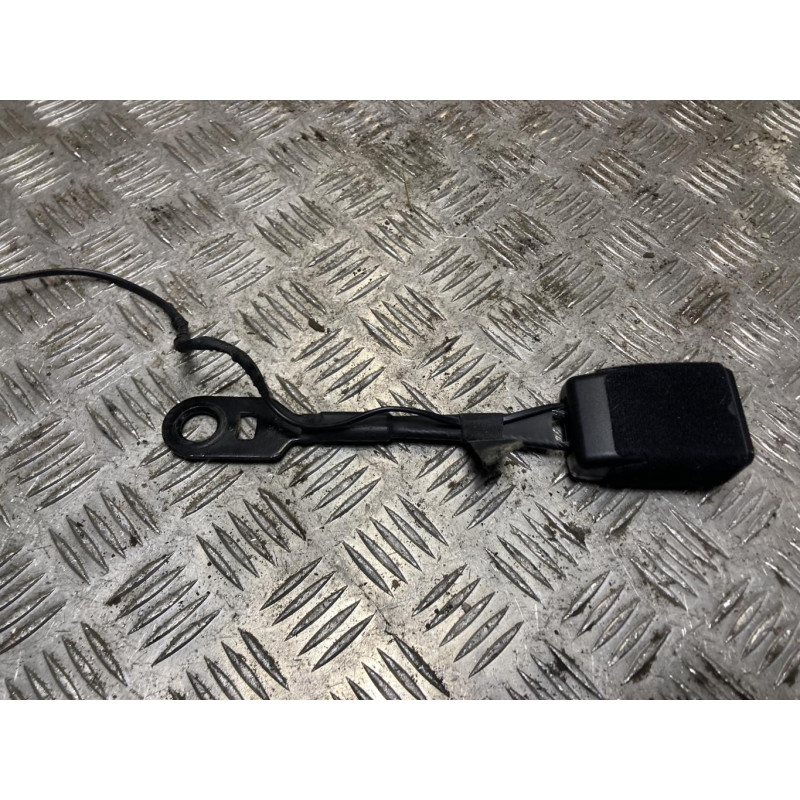 Attache ceinture avant gauche CITROEN C3 3 SOCIETE PHASE 1 d’occasion