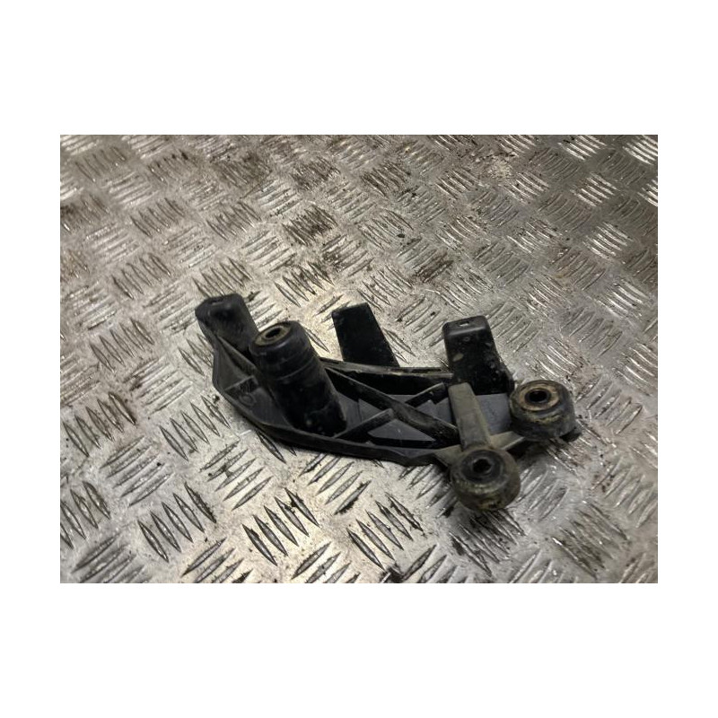 Support de pare chocs arriere CITROEN C3 3 SOCIETE PHASE 1 d’occasion