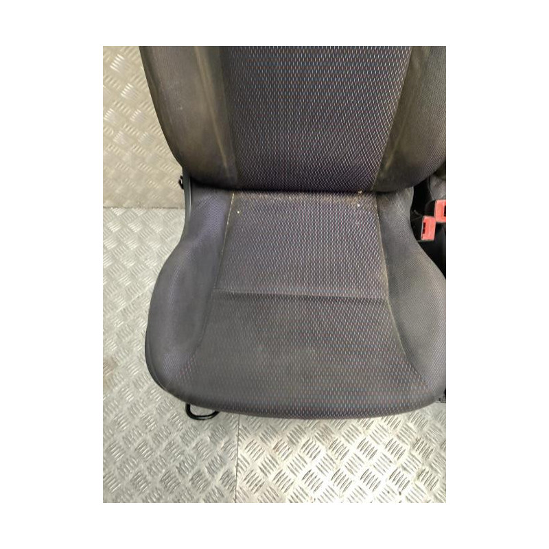 Interieur complet RENAULT CLIO 3 PHASE 1 d’occasion