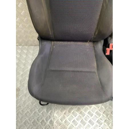 Interieur complet RENAULT CLIO 3 PHASE 1 d’occasion