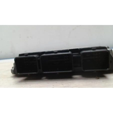 Calculateur moteur PEUGEOT 407 PHASE 1 d’occasion