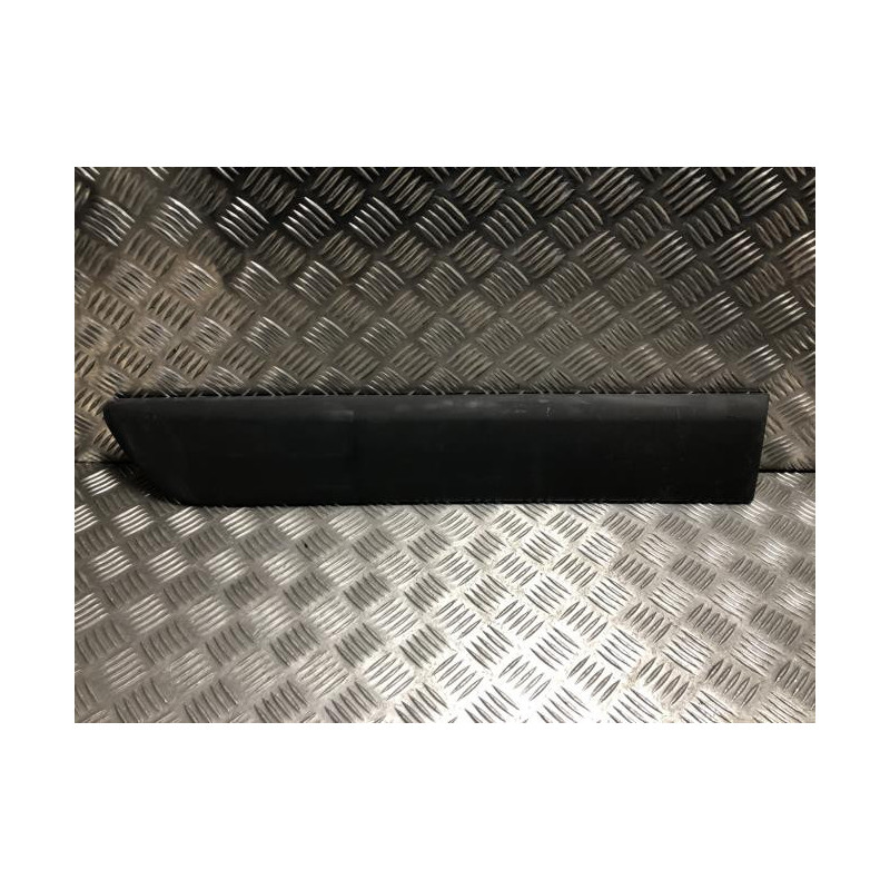 Baguette de porte arriere droite RENAULT KANGOO 1 PHASE 2 d’occasion