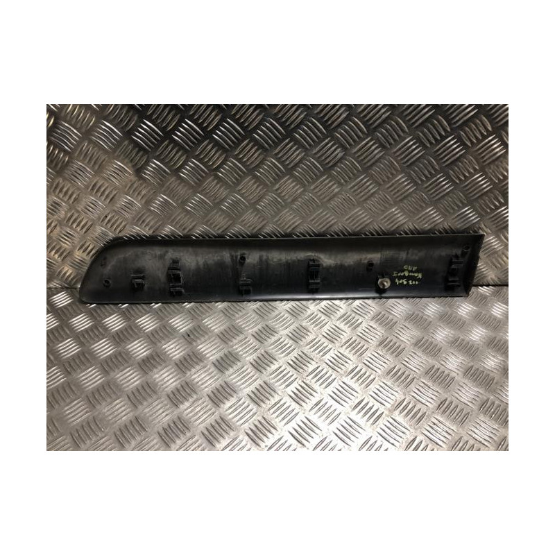 Baguette de porte arriere droite RENAULT KANGOO 1 PHASE 2 d’occasion
