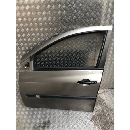 Porte avant gauche RENAULT CLIO 3 PHASE 1 d’occasion