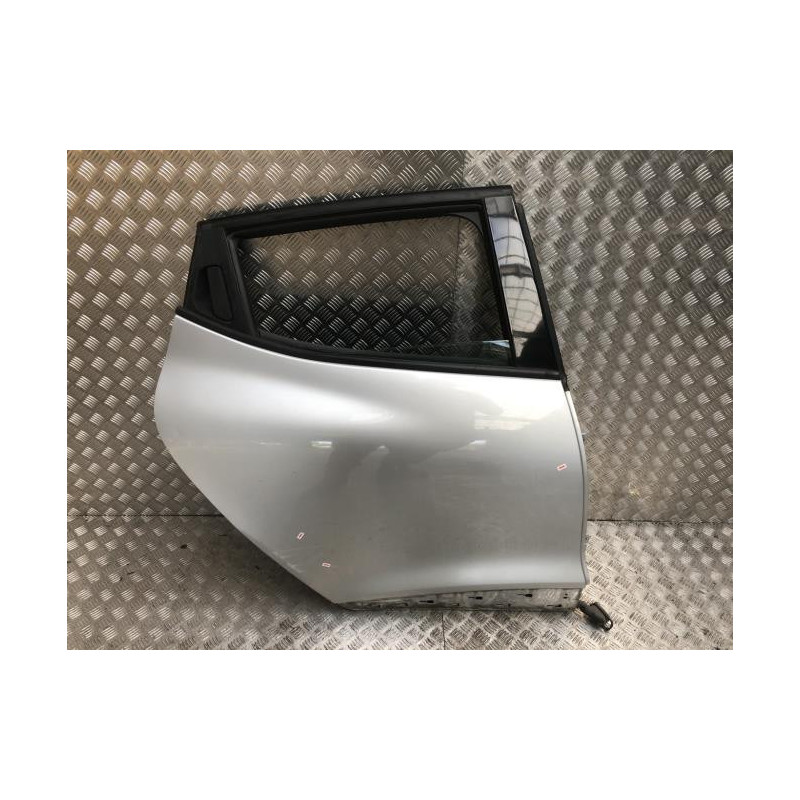 Porte arriere droit RENAULT CLIO 4 PHASE 1 d’occasion