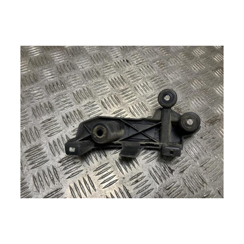 Support de pare chocs arriere CITROEN C3 3 SOCIETE PHASE 1 d’occasion