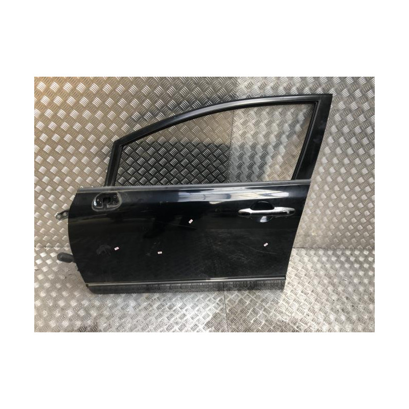 Porte avant gauche HONDA CIVIC 8 PHASE 2 d’occasion
