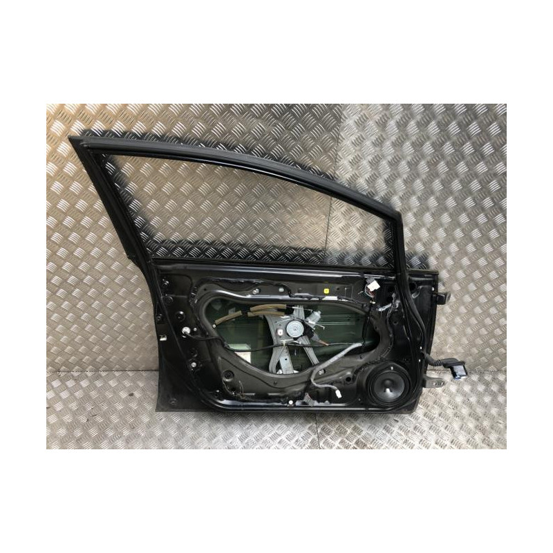 Porte avant gauche HONDA CIVIC 8 PHASE 2 d’occasion