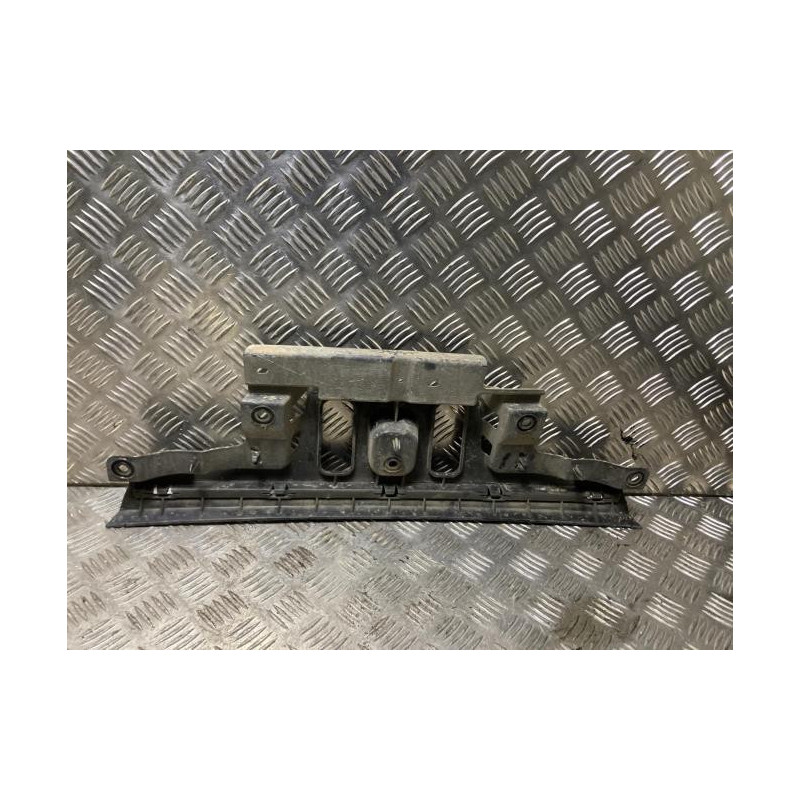 Support de pare chocs arriere CITROEN C3 3 SOCIETE PHASE 1 d’occasion
