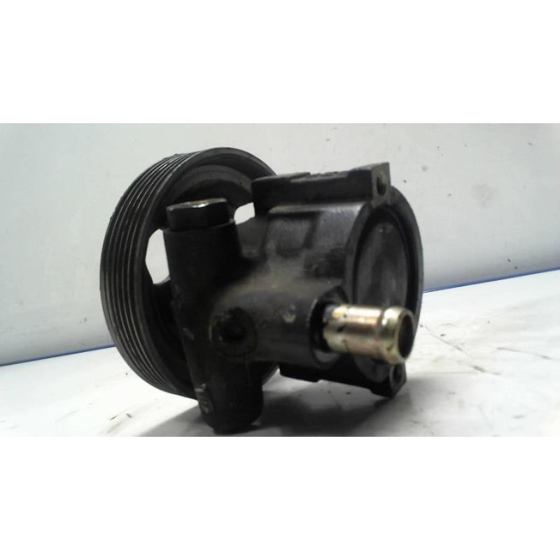 Pompe de direction RENAULT MEGANE 2 PHASE 1 d’occasion