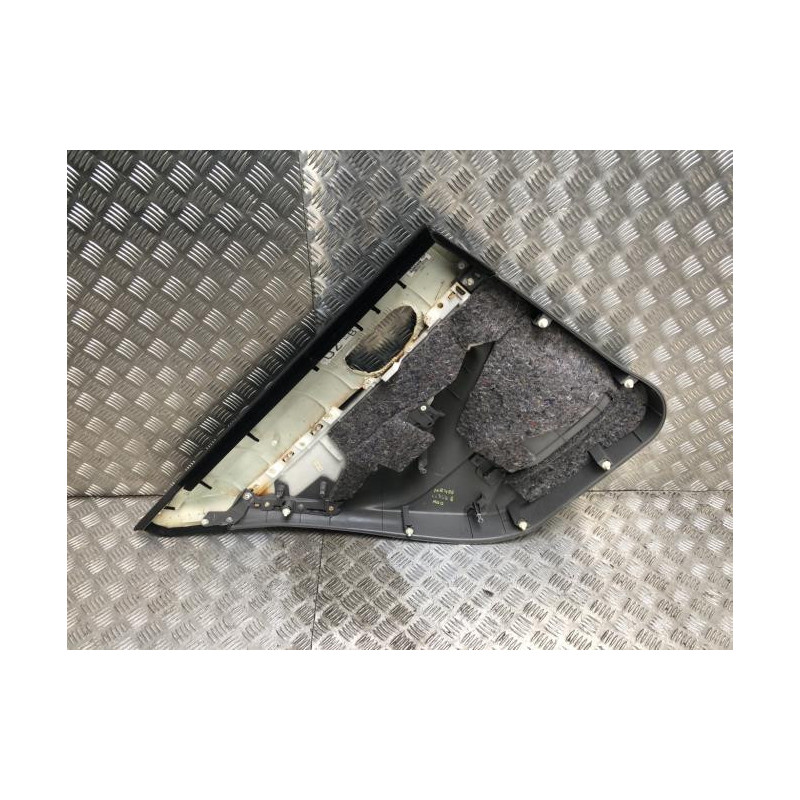 Panneau de porte arriere droit HONDA CIVIC 8 PHASE 2 d’occasion