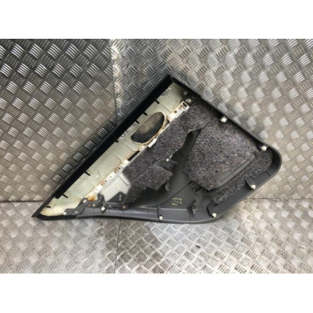 Panneau de porte arriere droit HONDA CIVIC 8 PHASE 2 d’occasion