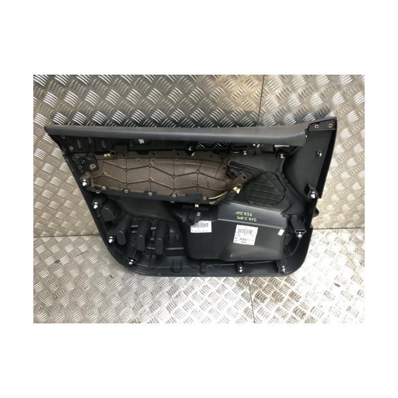 Panneau de porte avant droit PEUGEOT 308 2 PHASE 1 d’occasion