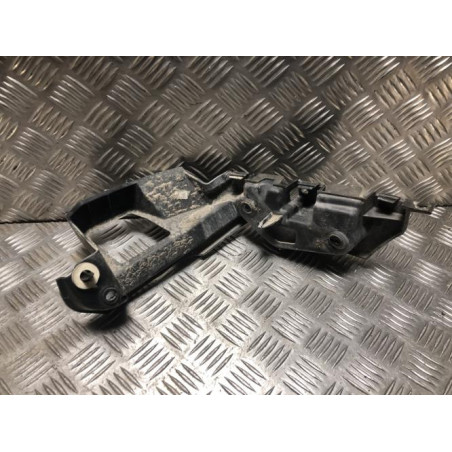 Support de pare chocs arriere RENAULT TWINGO 2 PHASE 2 d’occasion